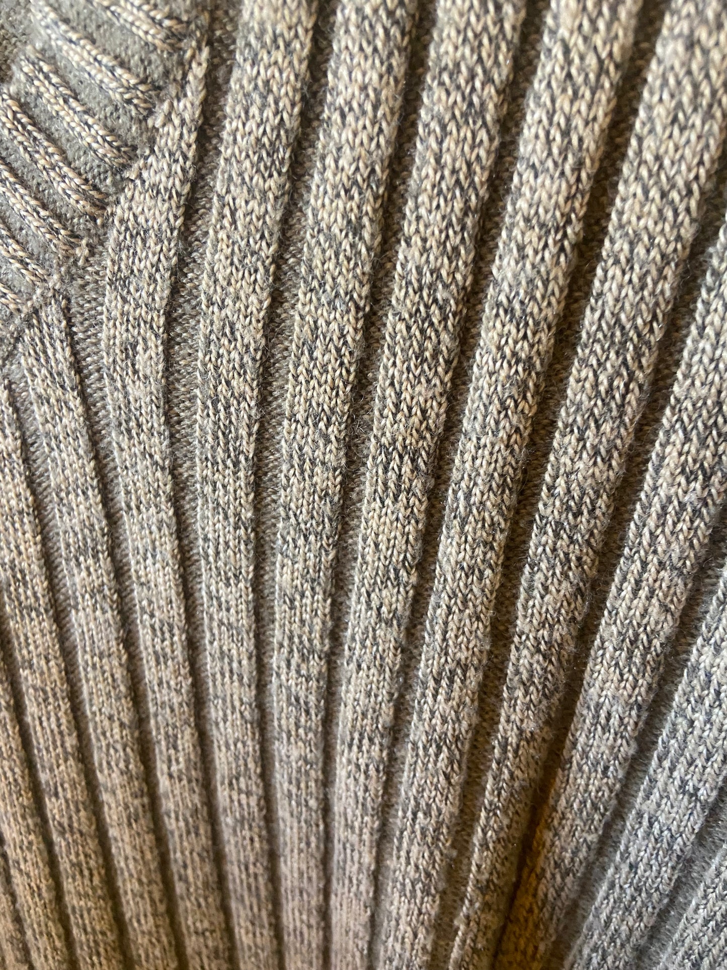 John Blair Wool V-Neck Sweater
