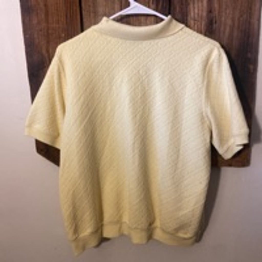 Men's CROPPED Textured Polo Shirt, Size M Yellow