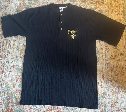 1990’s Waffle Knit Penguins Tee